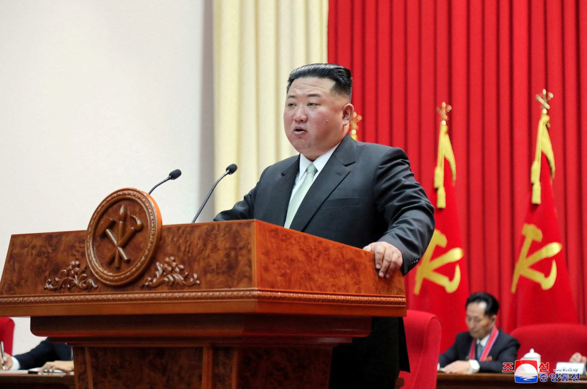 Casa Albă acuză regimul lui Kim Jong-un că trimite Rusiei obuze pentru războiul din Ucraina