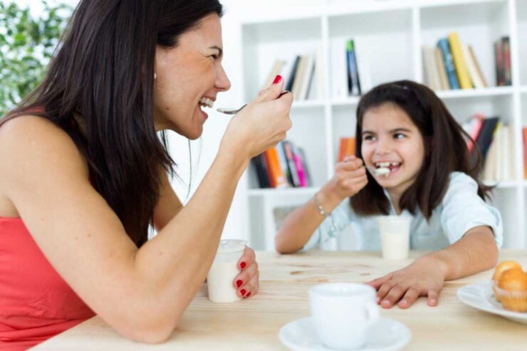 Micul dejun pe gustul tău și al întregii familii – Descoperă ce alimente NU trebuie să lipsească de la un mic dejun delicios și sănătos!