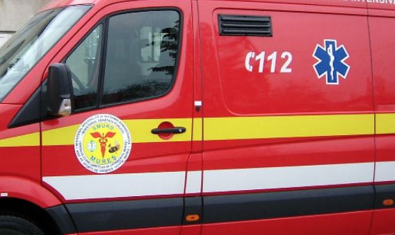 Un bărbat a ajuns la spitalul ”Sf. Spiridon” din Iaşi după ce a fost atacat şi muşcat de patru câini fără stăpân