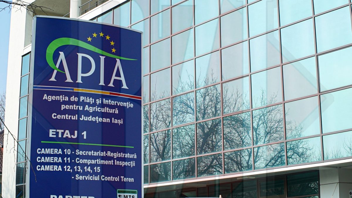 A scăzut numărul ieșenilor care au luat în mod necuvenit subvenții de la APIA. O nouă listă cu fermierii datornici a fost publicată pe site