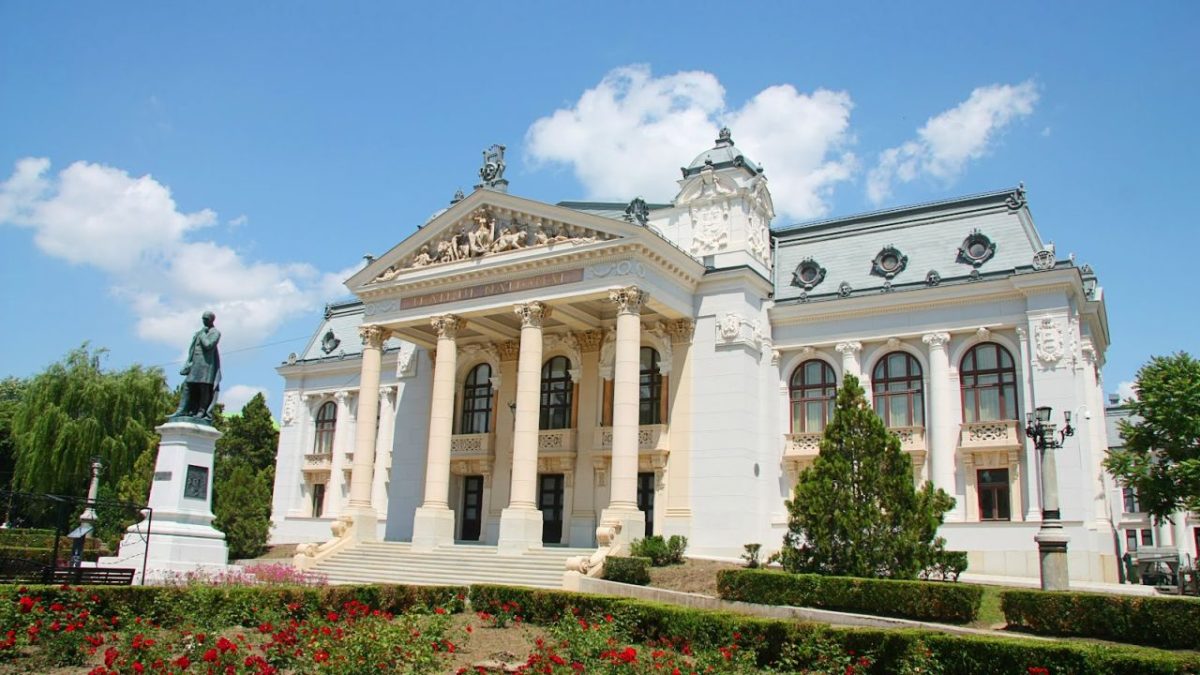 „În plină glorie” de Peter Quilter, premieră la Teatrul Național „Vasile Alecsandri” din Iași