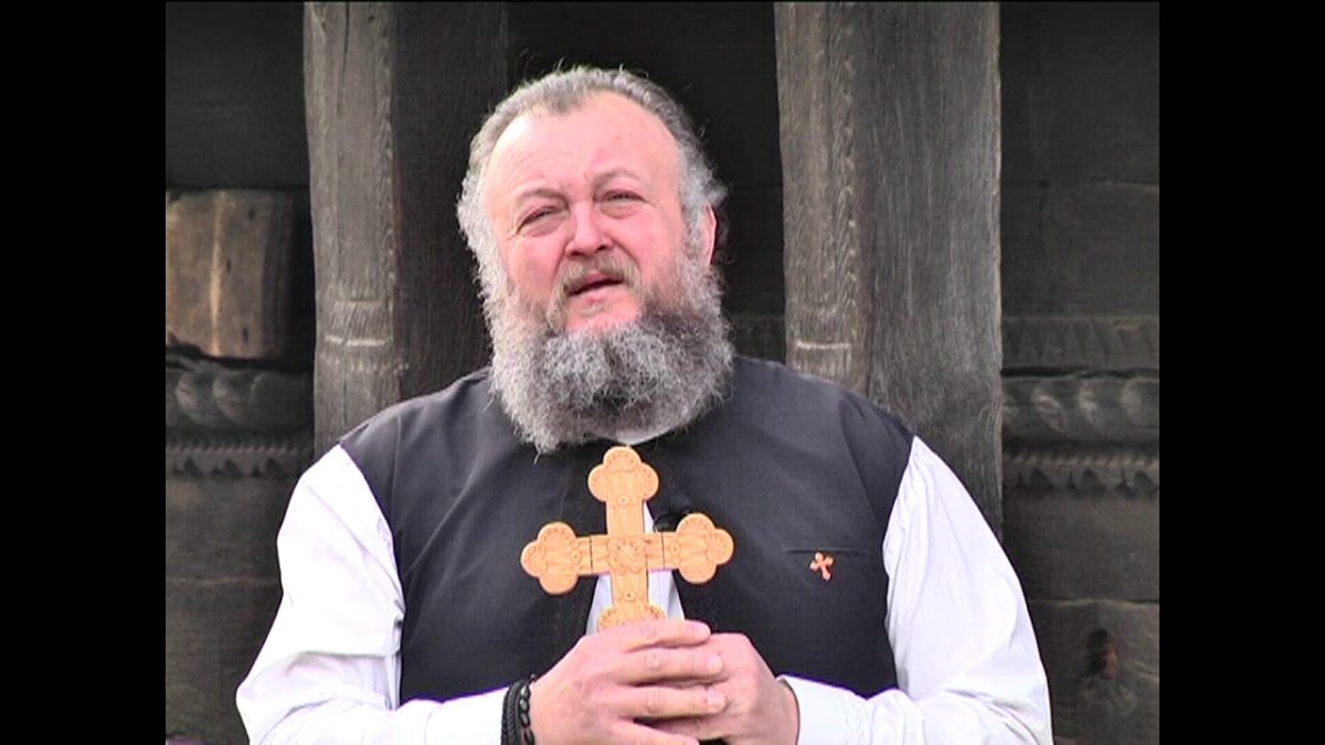 Teologul Valentin Guia intervine în apărarea părintelui Calistrat Chifan: ” Trebuie să apărăm ortodoxia. Părintele este pentru mine printre ultimii adevărați duhovnici”