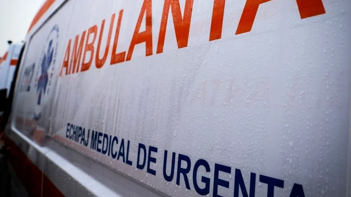 Un bărbat beat, în vârstă de 67 de ani, a căzut într-o ţepuşă de gard. Medicii ieşeni l-au transportat la spital – EXCLUSIV