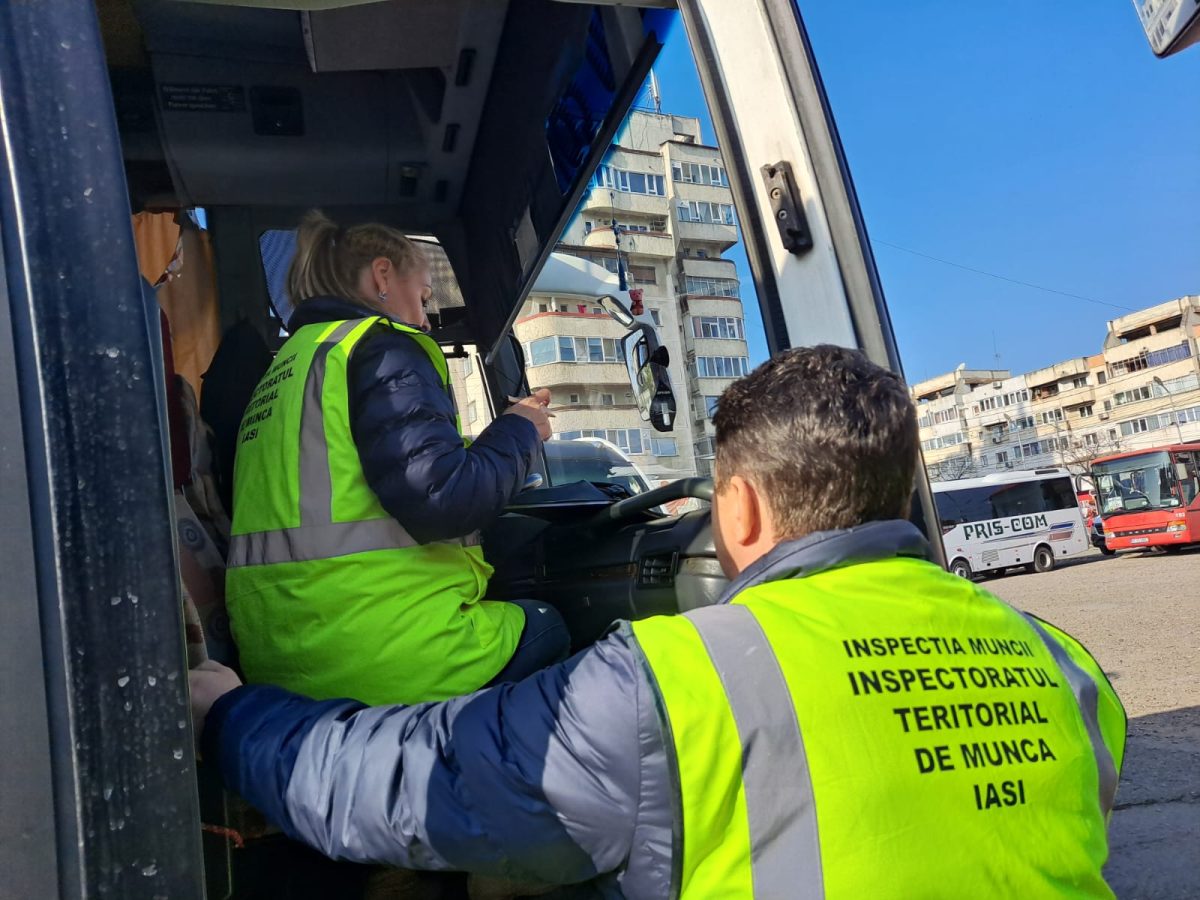 Transportatorii rutieri de marfă și călători, verificați de inspectorii ITM Iași în perioada 7 – 11 noiembrie – FOTO