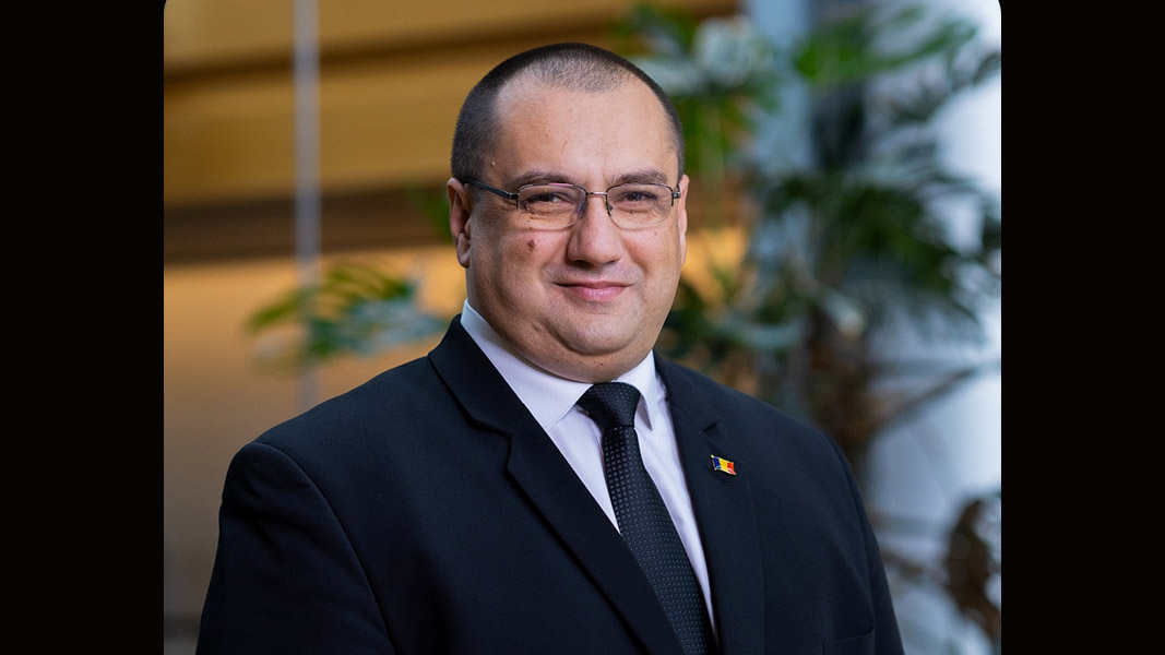 Astăzi, CCR decide dacă ne pierdem sau nu suveranitatea. Ediţie BZI LIVE pe această temă fierbinte alături de europarlamentarul Cristian Terheș – VIDEO