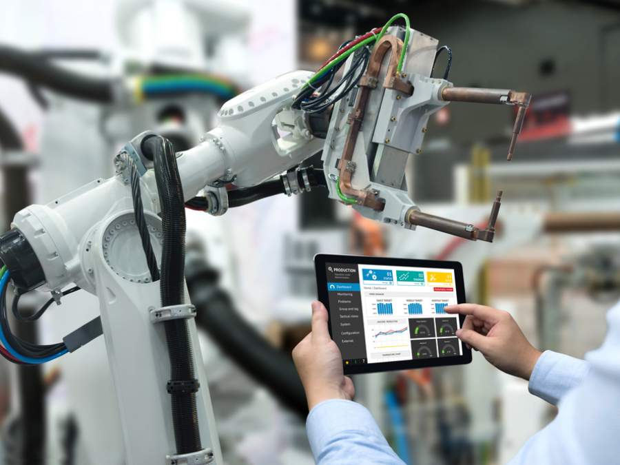 Fermierii români încep să folosească roboţi în locul muncitorilor necalificați