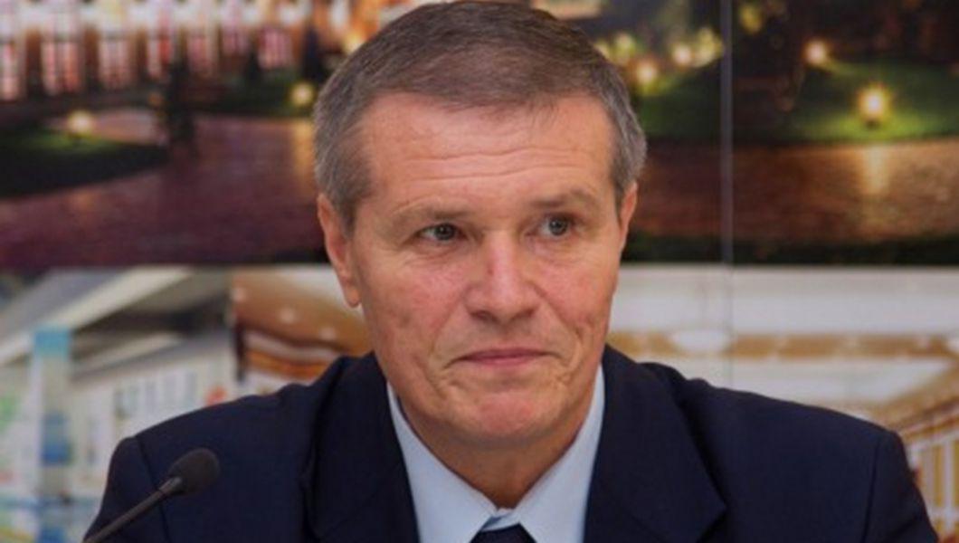Vicepreședintele APP România, deputatul Francisc Tobă în producția media BZI LIVE: „Toate aceste creșteri de prețuri sunt artificiale….! Într-o țară că România, cu resurse, nu se poate așa ceva…! Celor de la Putere nu le pasă deoarece speră că tot ei vor fi la butoane…!”