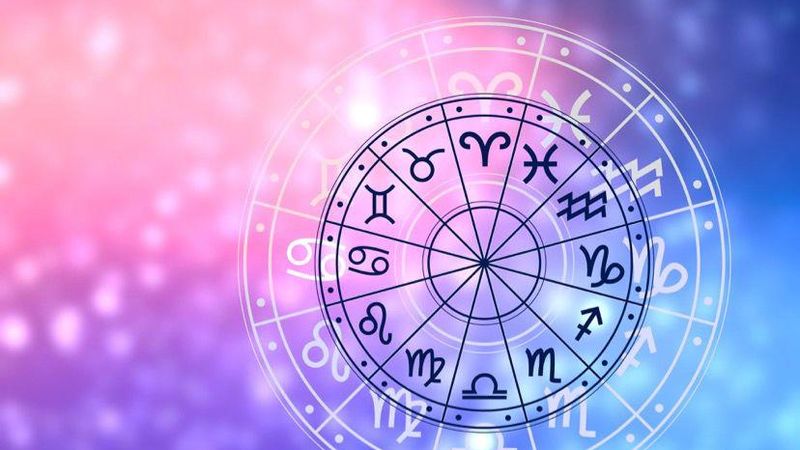 Horoscopul zilei de 17 noiembrie 2022. La ce trebuie să fie atenție nativii din zodia Rac