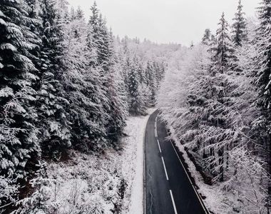 Se strică vremea! Un nou val de aer polar pune stăpânire pe România