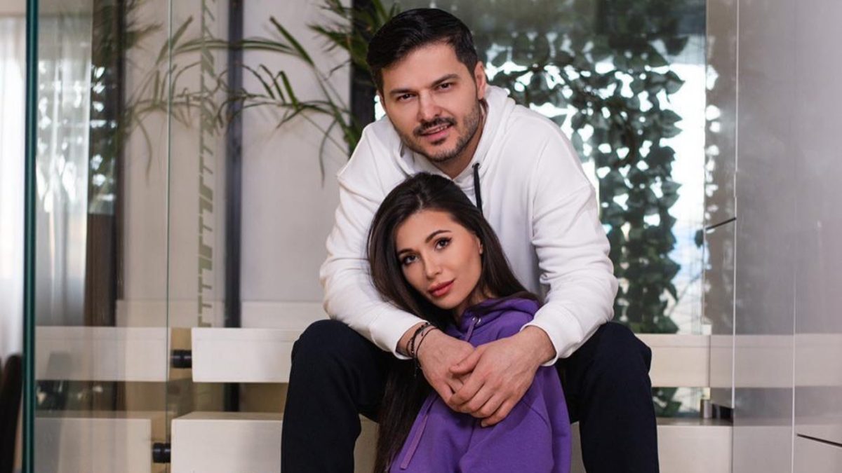 Casa lui Liviu Vârciu este impunătoare și valorează o avere. Artistul și-a surprins recent fanii cu fotografii din locuința de lux
