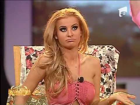 Marina Dina întoarce toate privirile când iese în oraș. Fosta asistenta TV, elegantă la orice pas