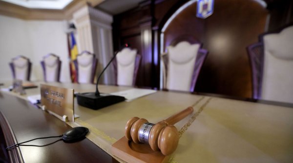 Mai multe pensionări în rândul judecătorilor, după decizia privind desfiinţarea pensiilor speciale