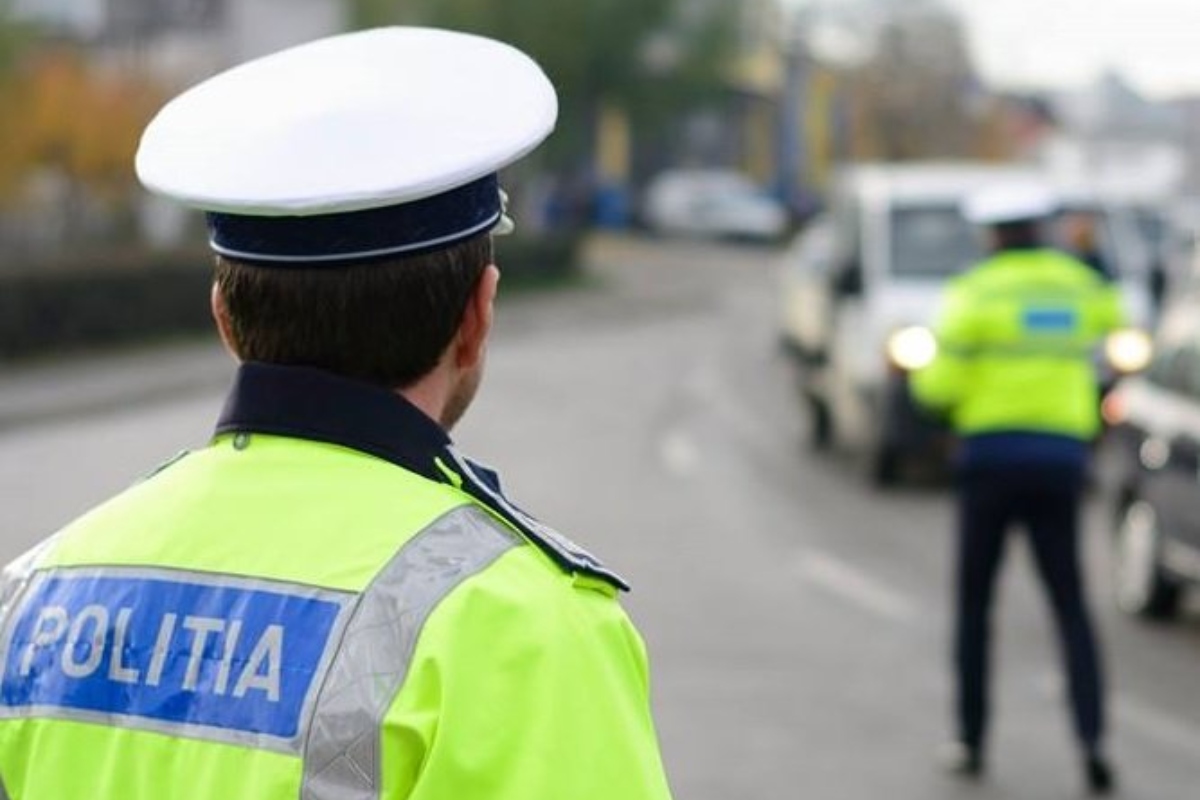 Poliţiştii ieşeni vor lua măsuri pentru siguranţa cetăţenilor şi fluidizarea traficului rutier în minivacanţa de 1 decembrie