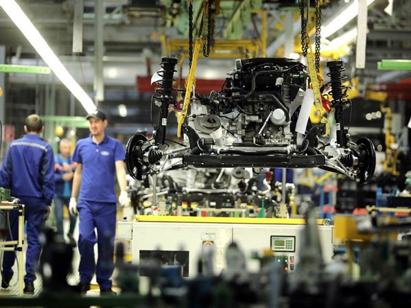 Producţia brandului auto Moskvici, reluată în Rusia, la o fabrică la care a renunţat Renault