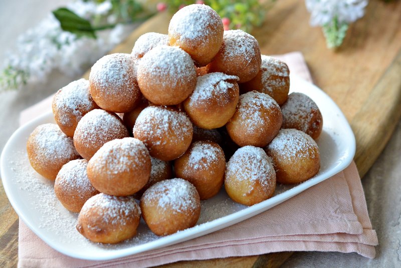 Rețetă de gogoși cu iaurt. Cum să pregătești rapid niște gogoși pufoase și delicioase