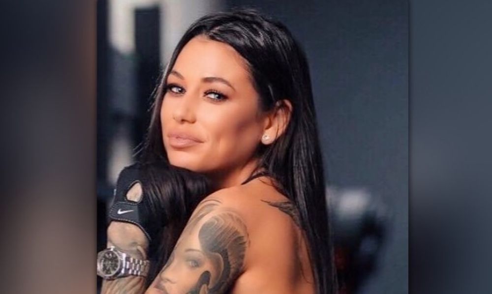 Roxana Vancea, criticată pe Instagram după ce a postat câteva fotografii cu fiul ei. Frumoasa vedetă a avut o reacție neașteptată