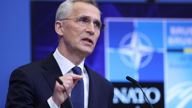 Șeful NATO, despre susținerea militară a Ucrainei: „Este esențială continuarea susținerii noastre, în special prin sisteme antiaeriene suplimentare”