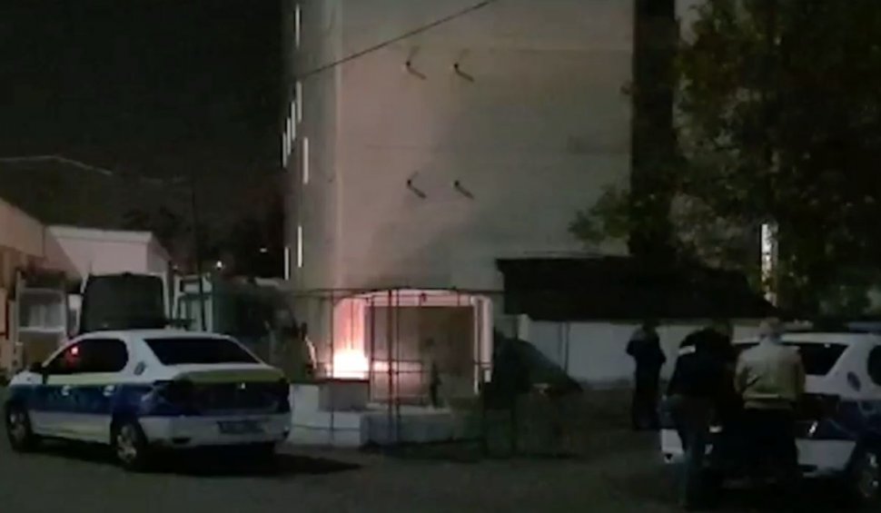 Tânăr de origine asiatică, găsit mort într-o ghenă din București