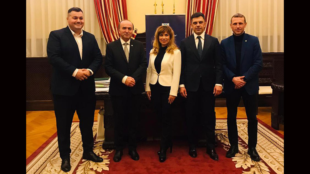Carol-Eduard Novak, ministrul Sportului din România a vizitat UAIC Iași – FOTO