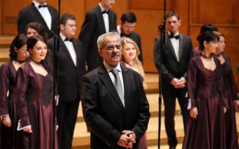 Doliu în lumea muzicală din România: A murit Voicu Enăchescu, dirijorul Corului de Cameră ‘Preludiu’