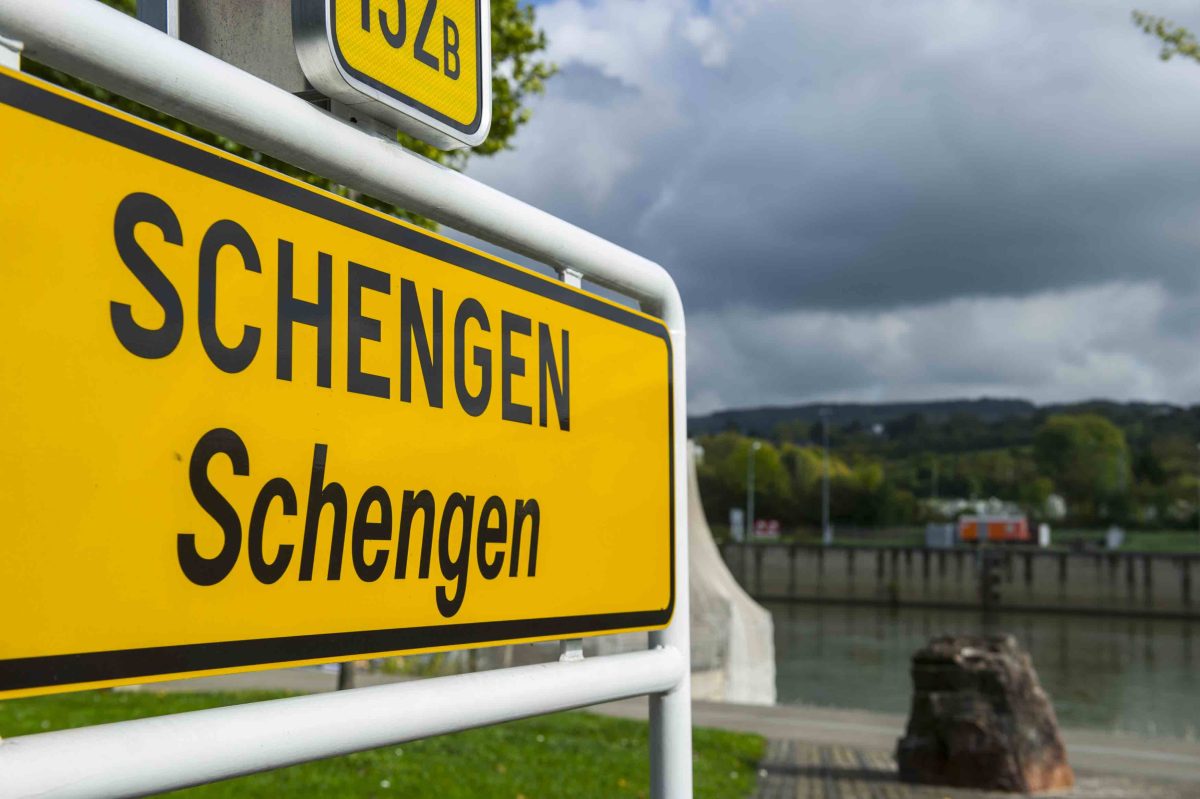 Luptă pentru separarea Sofiei de Bucureşti la votul pentru Schengen. Ce spun europarlamentarii bulgari