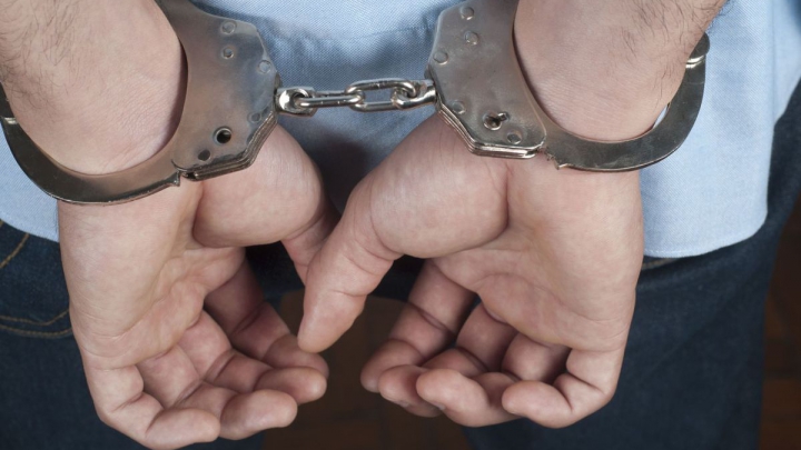 Percheziţii la fraţii milionari Tate. Cei doi britanici sunt acuzaţi că ar fi sechestrat două tinere