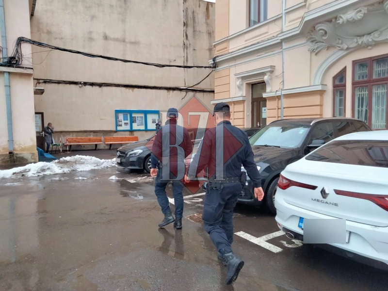 Procurorii DNA au descins la Primăria Municipiului Iaşi