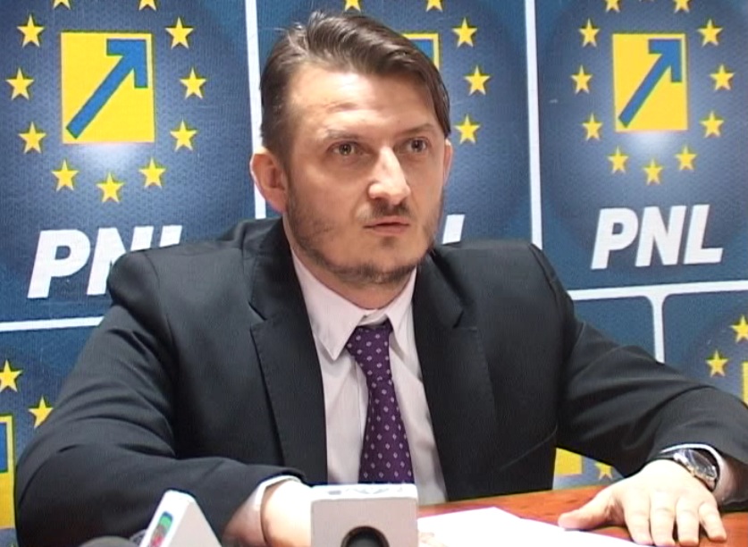 Deputat liberal spulberă proiectul pensiilor de serviciu: „Seamănă puţin cu Caragiale, nu văd unde e reforma”