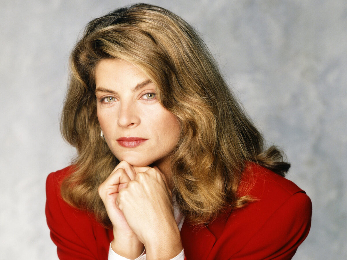 Cancerul a răpus o celebră actriță premiată cu Emmy. Kirstie Alley, cunoscută mai ales pentru seria „Uite cine vorbește”