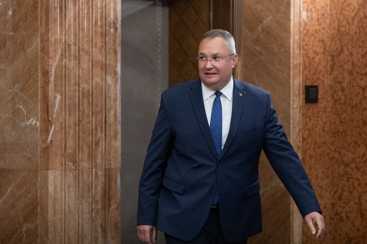 Premierul Nicolae Ciucă, vizită de lucru la Paris pentru a depune memorandumul privind aderarea României la OCDE