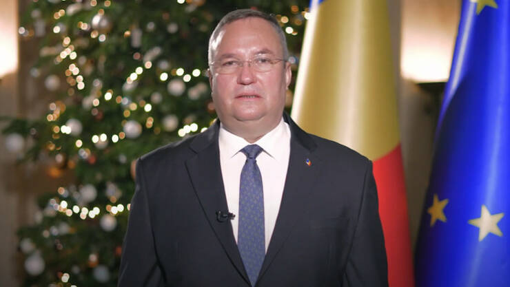 După un an dificil, Nicolae Ciucă îi îndeamnă pe români să aibă încredere în viitor (mesajul de Crăciun al premierului)