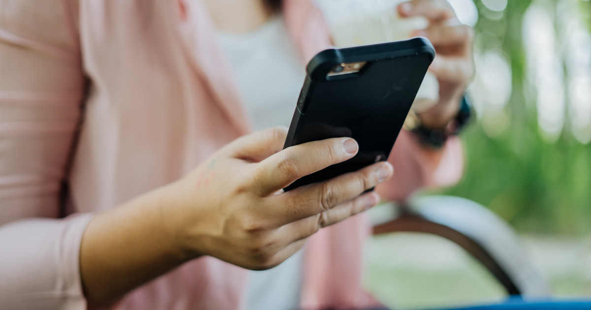 O femeie din China a fost arestată după ce, timp de 12 ani, s-a dat drept bărbat pe reţelele de socializare