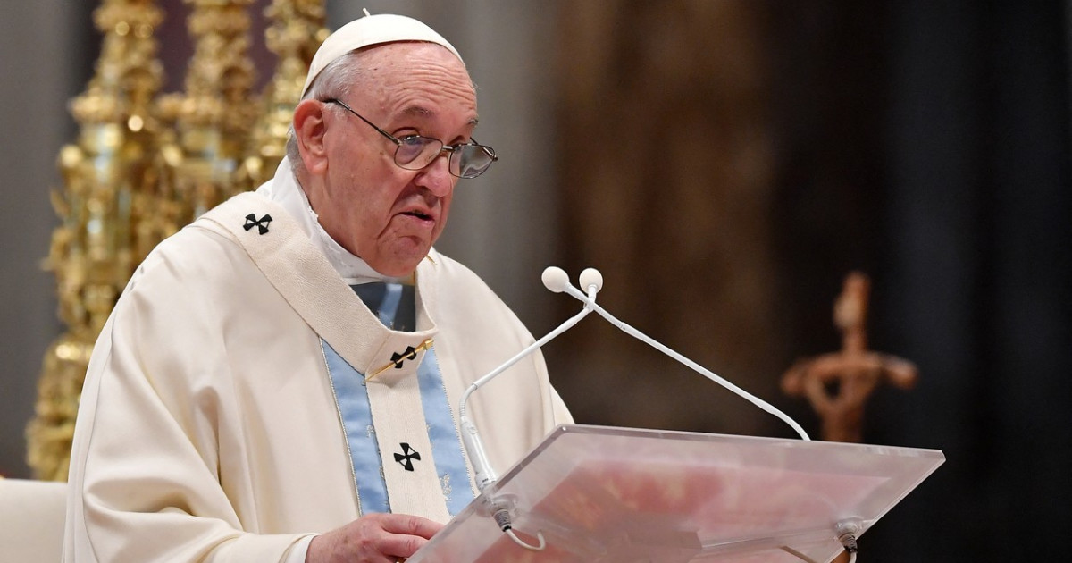 Papa Francisc sugerează să cumpărăm mai puține cadouri de Crăciun și să donăm mai mult Ucrainei