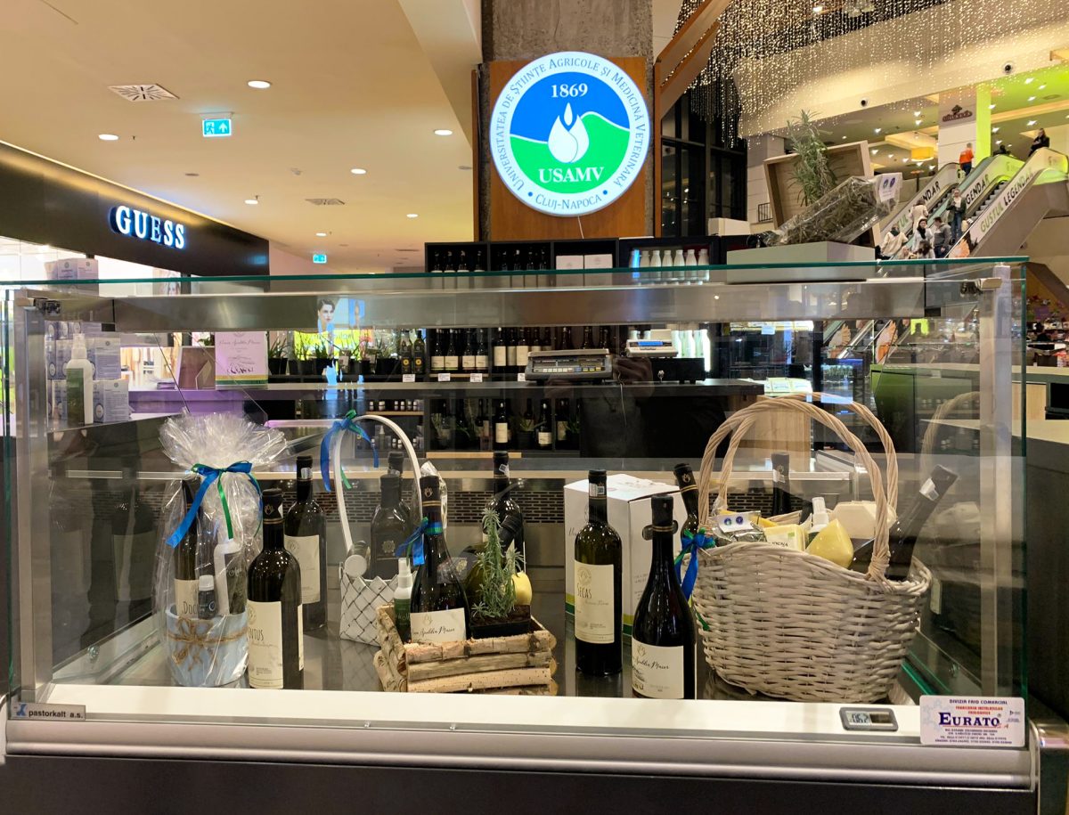 Universitatea de Științe Agricole și Medicină Veterinară Cluj-Napoca a inaugurat în Iulius Mall un stand cu produse din producția proprie