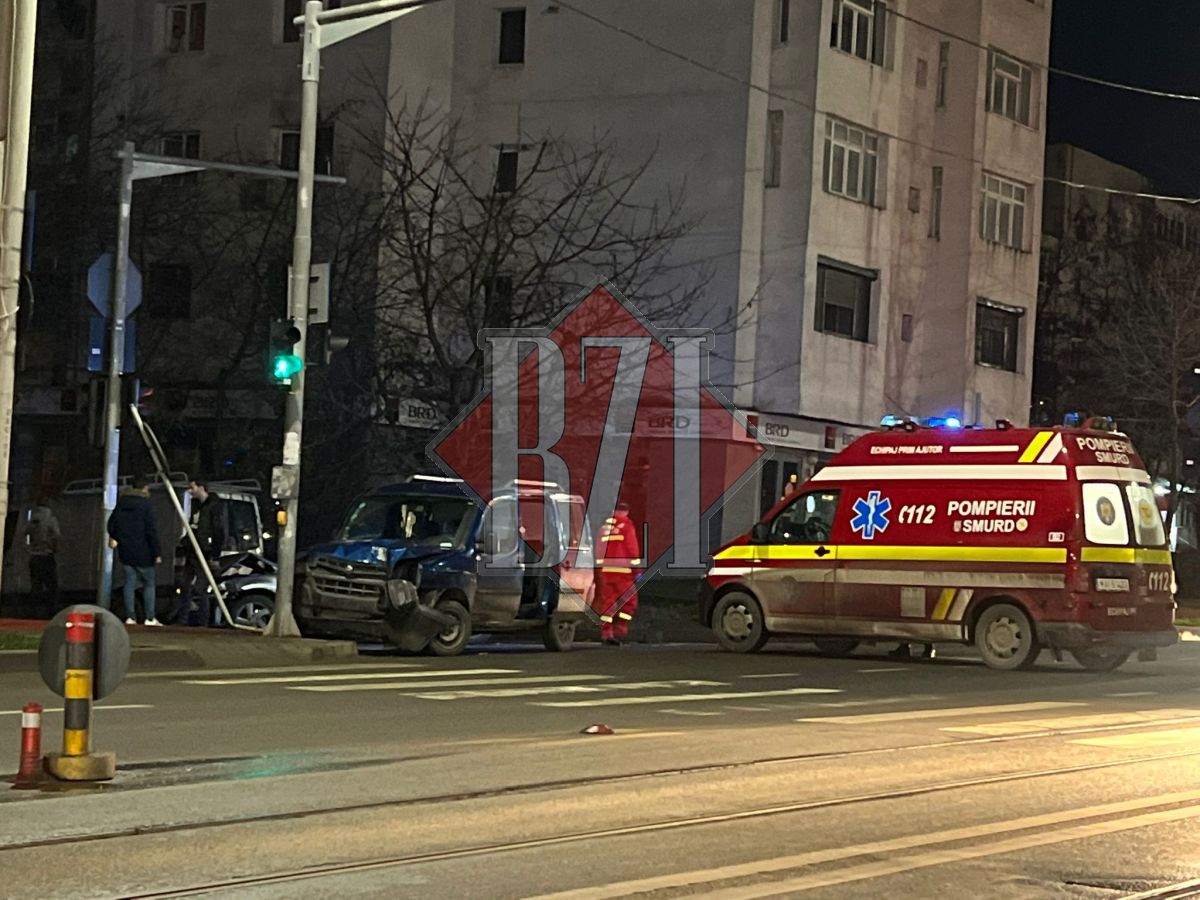 Accident rutier pe șoseaua Nicolina. Două autoturisme au fost implicate – FOTO