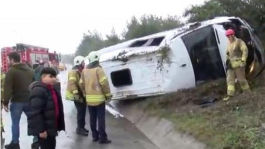 9 români, răniți în Turcia într-un accident de microbuz