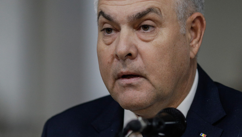 Ministrul Apărării, Angel Tîlvăr despre Revoluţia din 1989: „Rănile nu se vor închide niciodată”