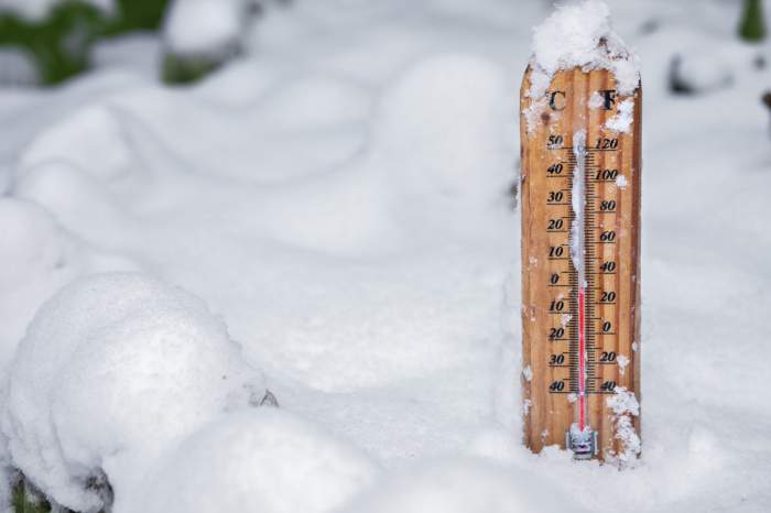 Avertisment ANM! Meteorologii anunță temperaturi cu 10 grade mai scăzute începând de mâine