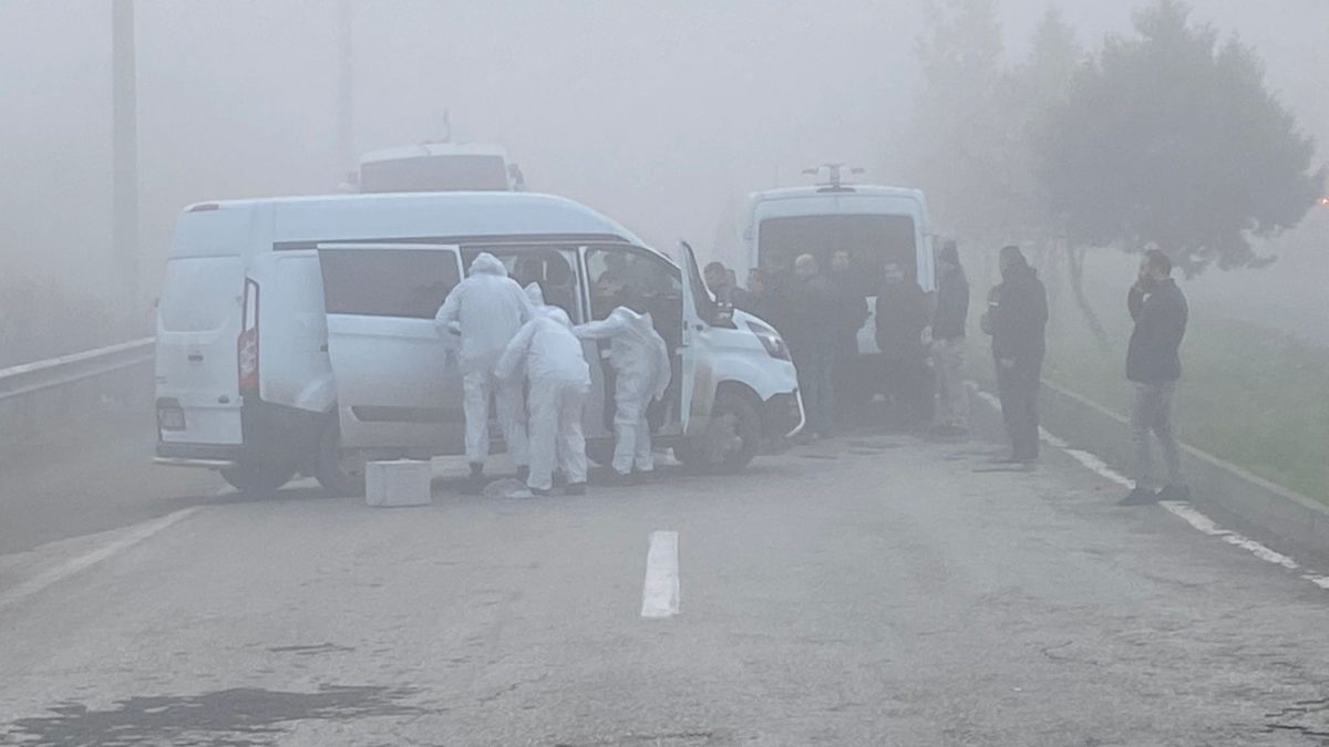 O bombă a explodat într-o mașină parcată, în Turcia. Cel puțin 8 polițiști au fost răniți