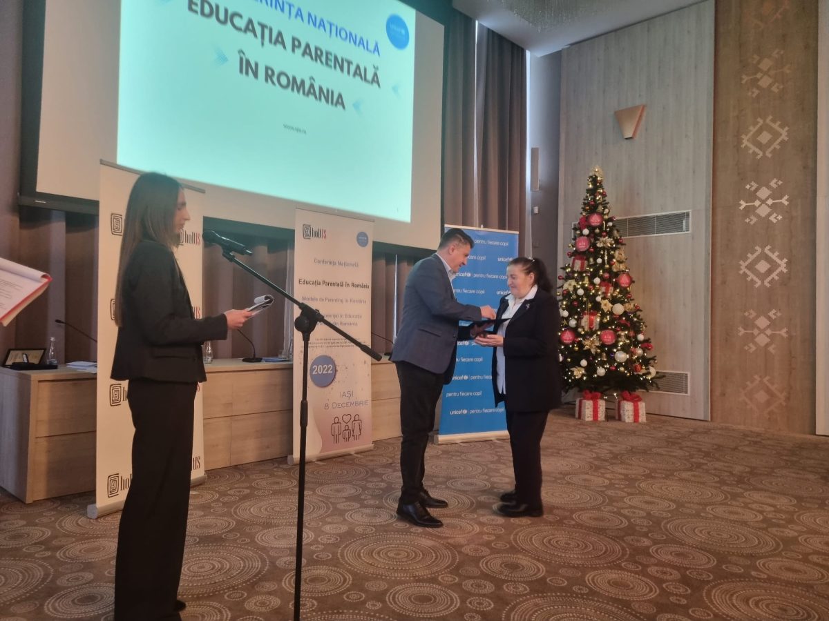 Deputatul AUR de Iaşi, Cristian Ivănuță, a participat la Conferinţa Națională Educația parentală în România – FOTO (P)