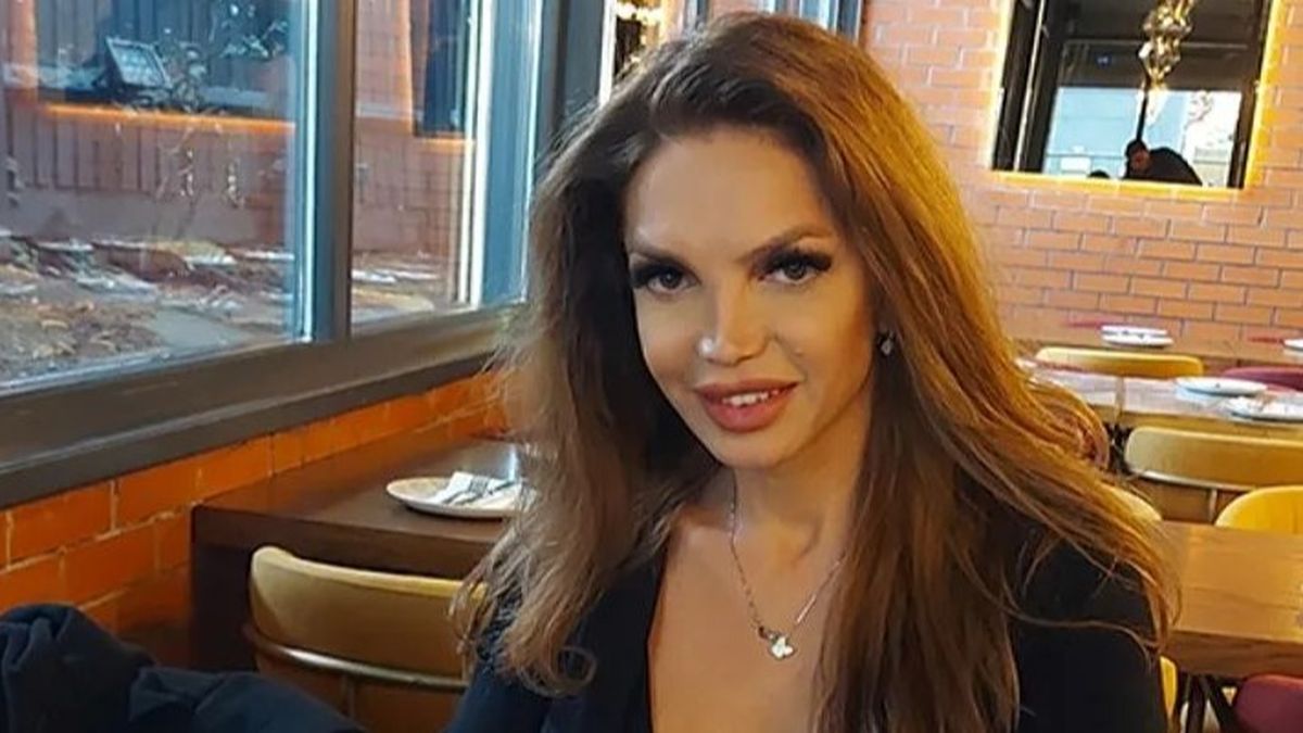 Cristina Spătar se mărită la 50 de ani: „Am spus DA”. Și-a afișat inelul cu diamante și iubitul la petrecerea din Dubai