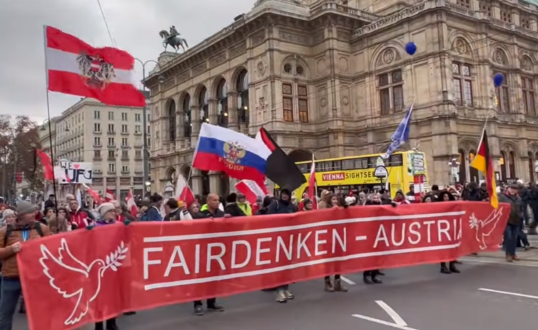 La Viena se defilează cu steagul Rusiei, la două zile după blocarea aderării României la Schengen