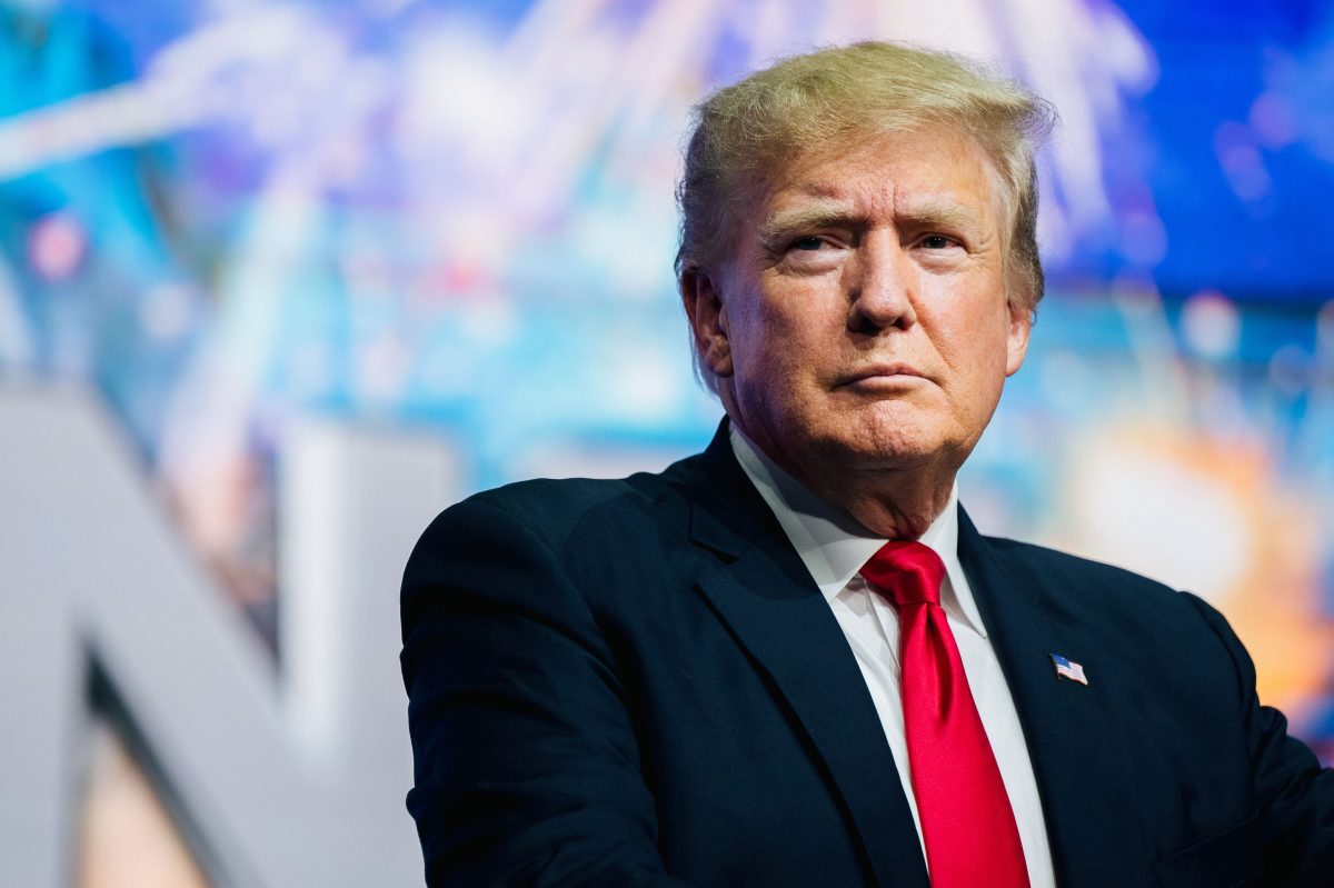 Documentele confidenţiale confiscate din reşedinţa lui Donald Trump vor fi cercetate de Departamentul de Justiţie din SUA