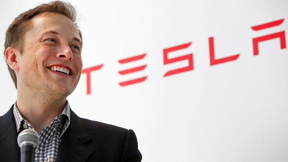Elon Musk, după ce acţiunile Tesla au scăzut cu aproape 10%: „Nu voi mai vinde acțiuni doi ani de acum încolo”