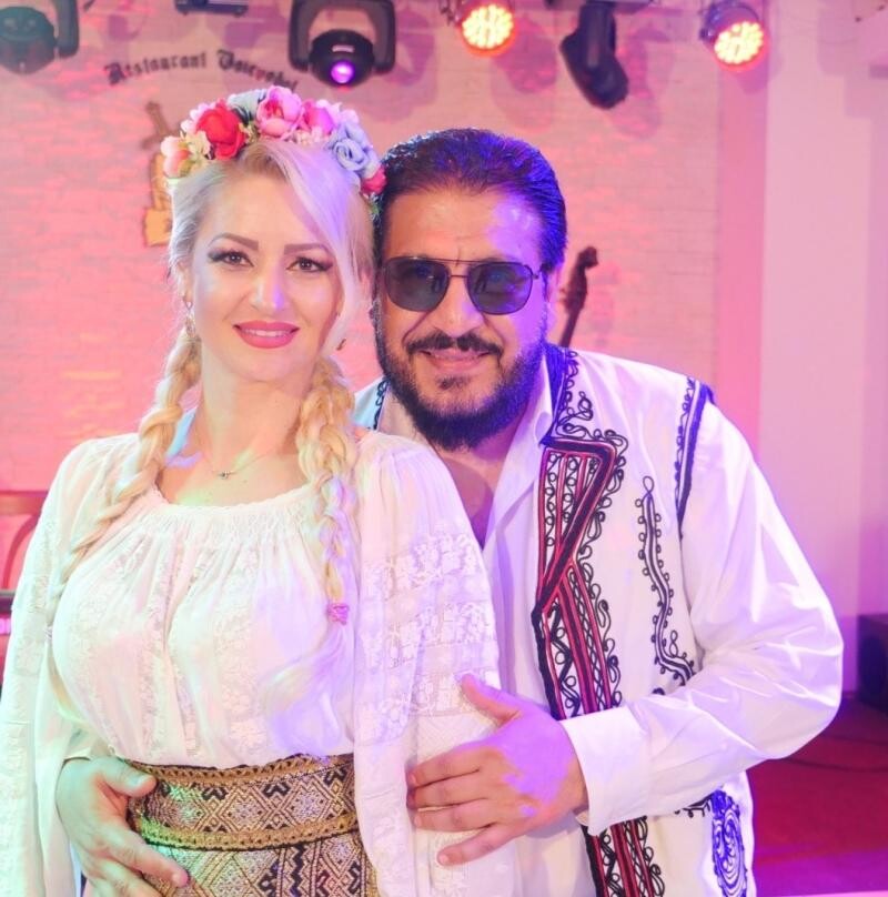 Elvis și Mirela Năsturică au renunțat la petrecerile fastuoase de sărbători. Ce vor face artiștii de Crăciun