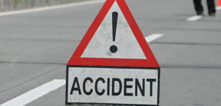 Accident grav la Iași! Un pieton este inconștient, după ce a fost izbit de o mașină. Medicii îi fac manevre de resuscitare – EXCLUSIV, UPDATE
