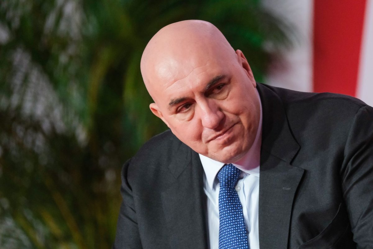 Ministrul italian al Apărării îi taie entuziasmul lui Zelenski: „Rachetele nu se găsesc în supermarket ca un borcan de Nutella”
