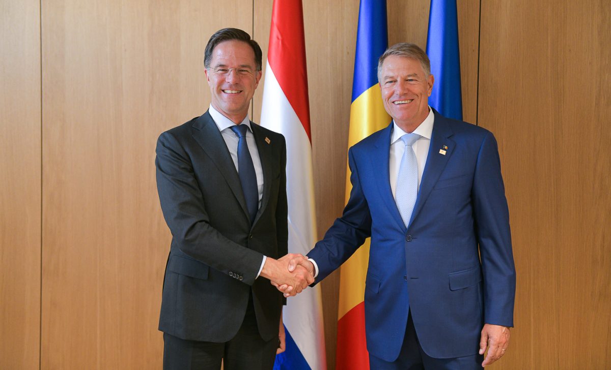 Țările de Jos au exploatat peste 600.000 de oameni. Mark Rutte își cere scuze pentru implicarea țării sale în comerțul cu sclavi