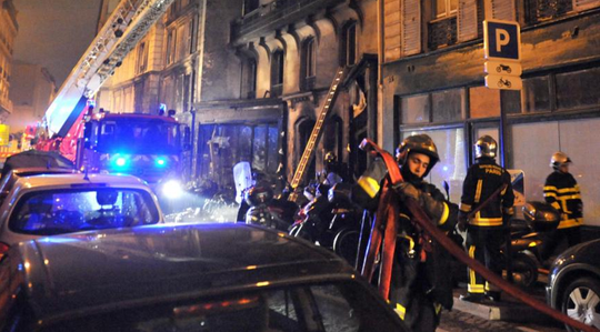 Incendiu de proporții în Lyon, Franța. Zece persoane au decedat, printre care și cinci copii – FOTO