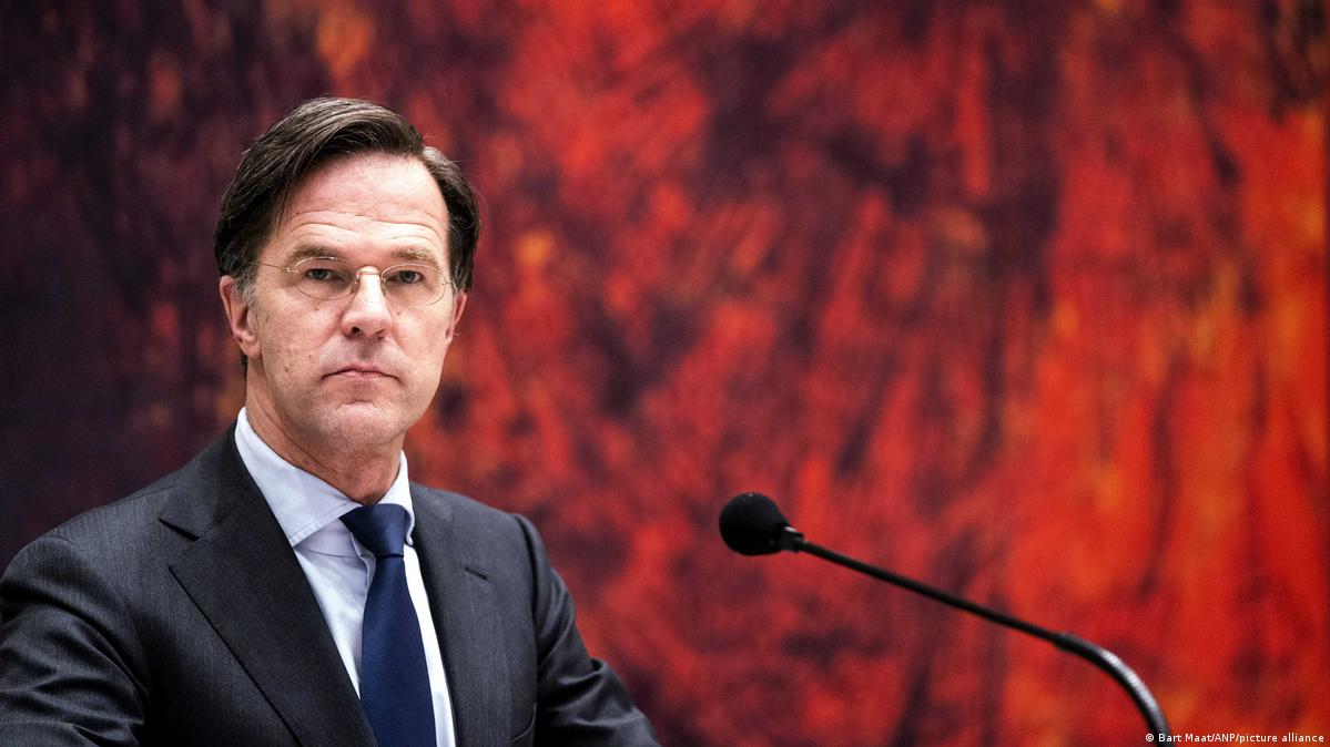 Premierul olandez, Mark Rutte, în timpul unei conferințe de presă și-a cerut scuze pentru rolul său în 250 de ani de sclavie